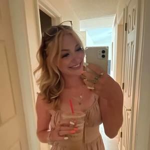 Meet your Posher, Brianna